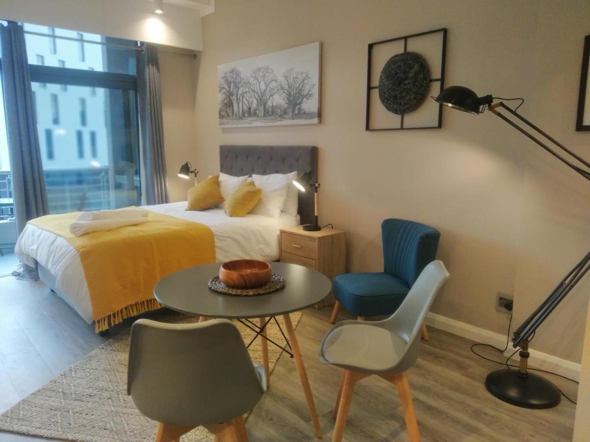 Menlyn Apartment - Studio Pretoria-Noord Zewnętrze zdjęcie